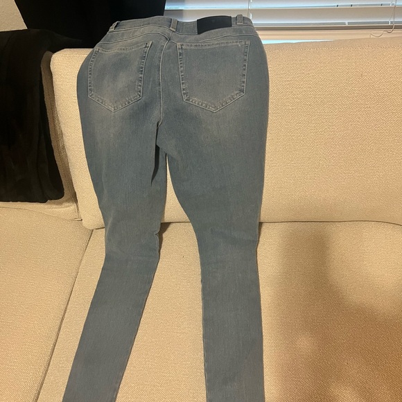 FITJEANS Light Blue Women's Skinny Jeans - Picture 5 of 6